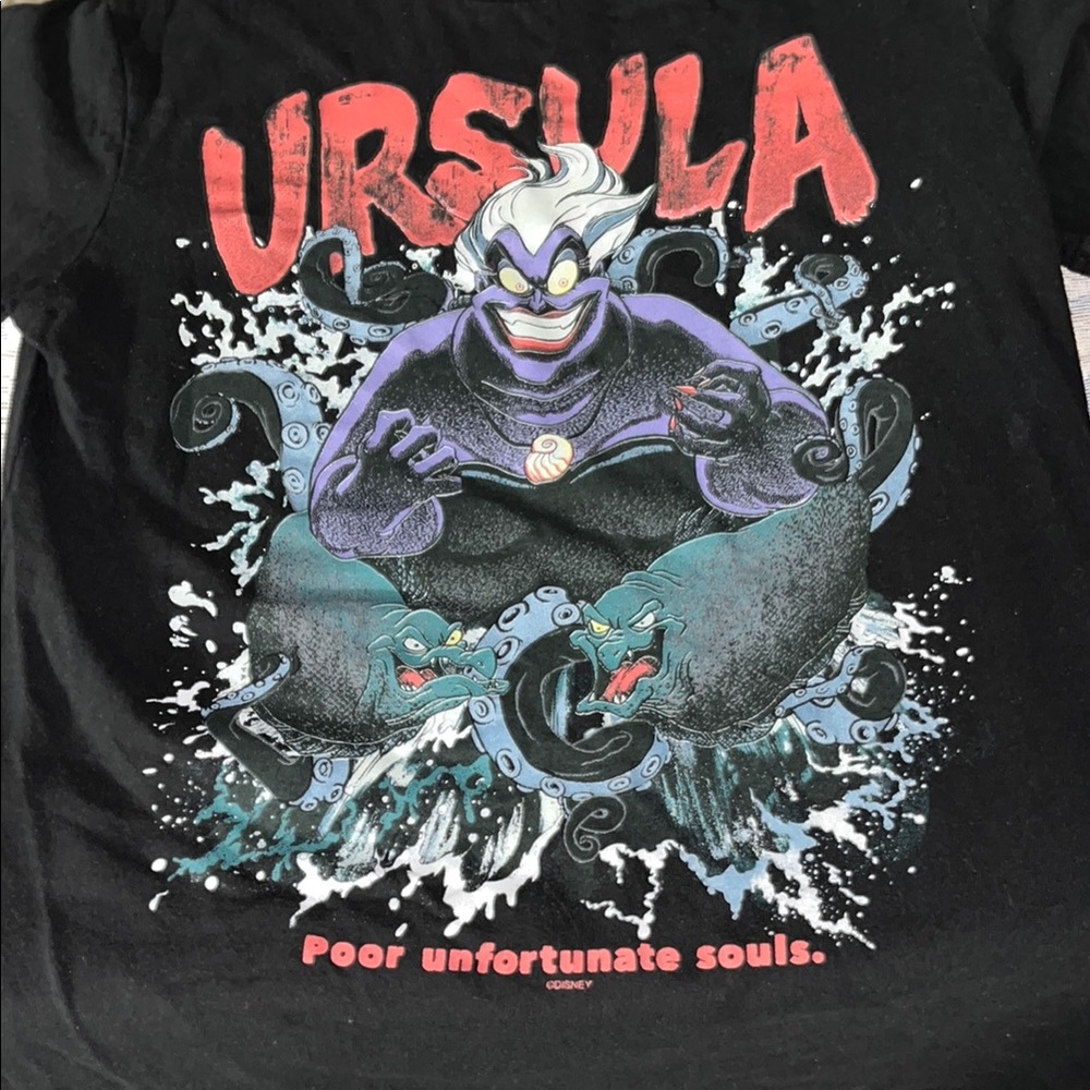 Ursula Graphic T-Shirt